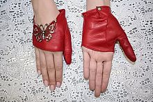 Перчатки- митенки "Бабочка" GM кожаные красные