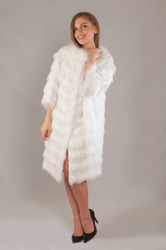 Пальто из меха арктической лисицы расшитой с кружевом фото 11